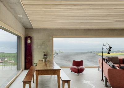 Fenêtres bois et plafond acoustique à Châtillon